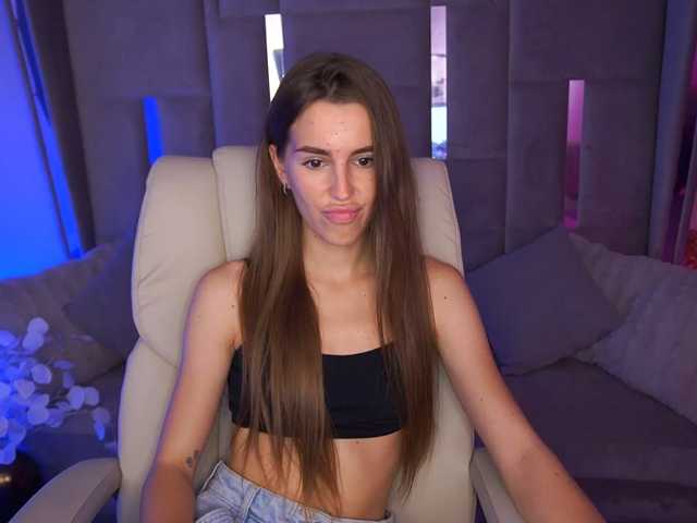 PeonyBloom live cam on BongaCams