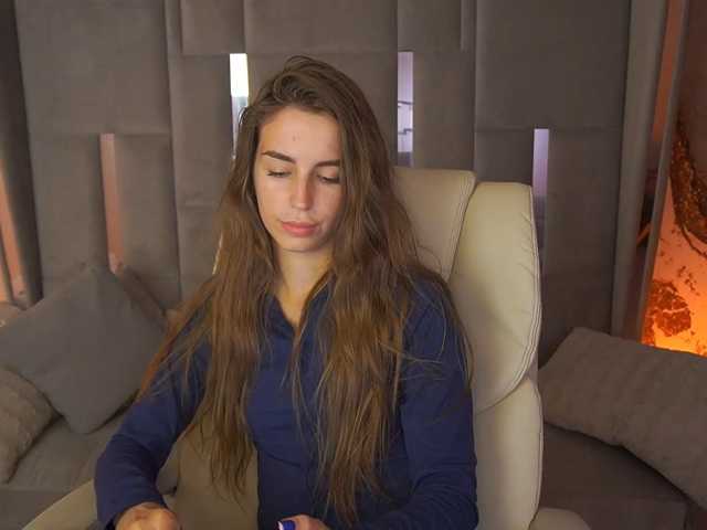 PeonyBloom live cam on BongaCams