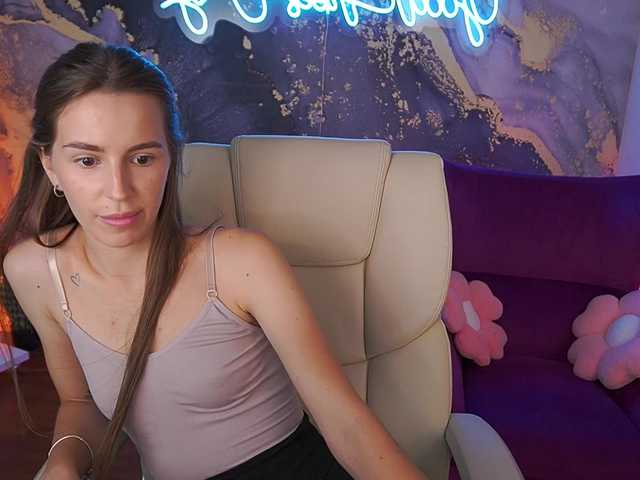 PeonyBloom live webcam show