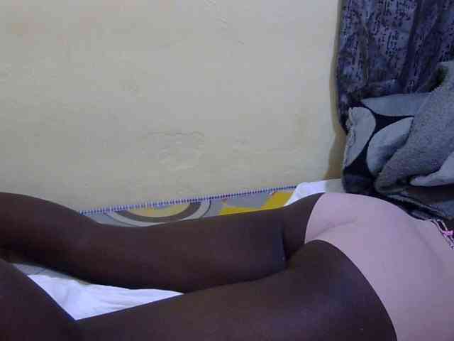 Liily-69 webcam