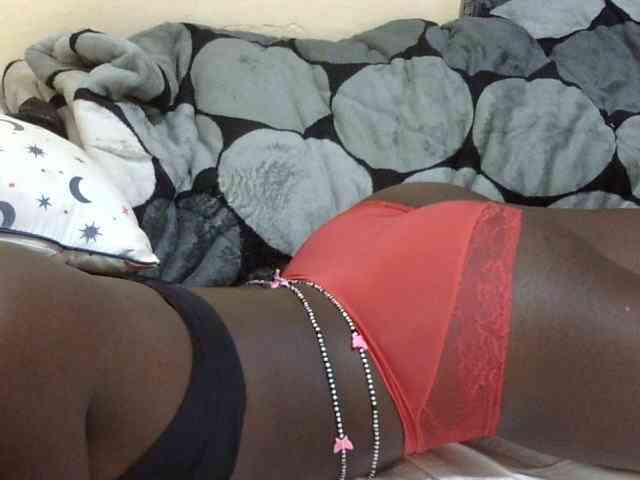 Liily-69 webcam