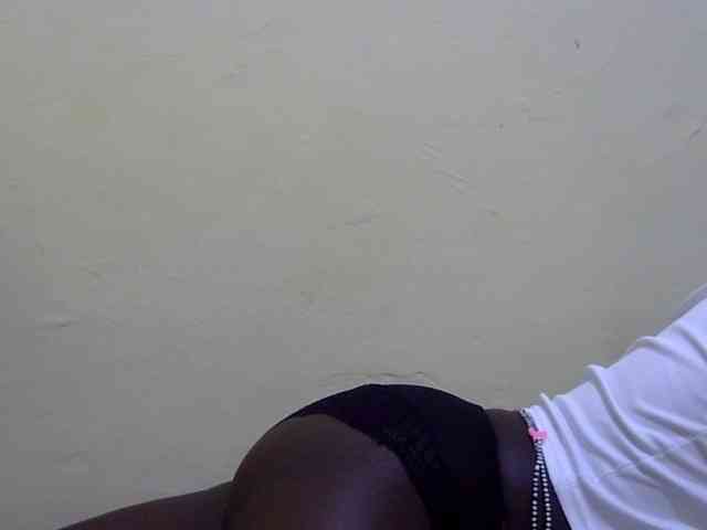 Liily-69 webcam
