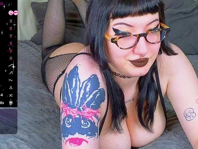 dariodoll live cam on BongaCams