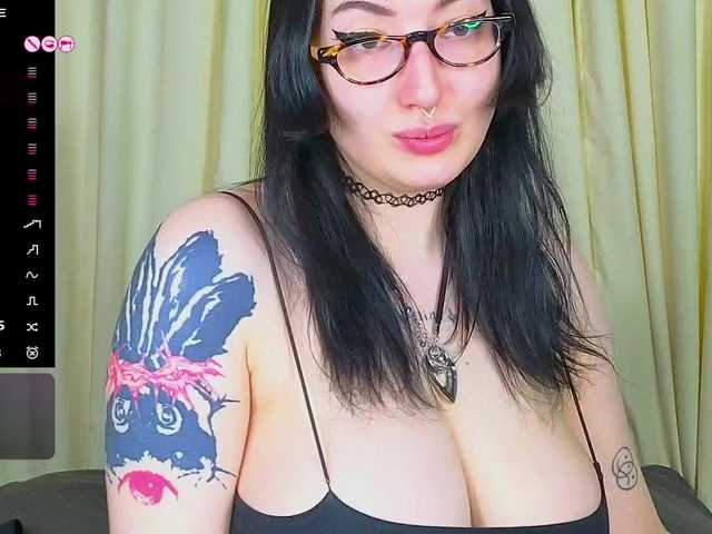 стрип от dariodoll
