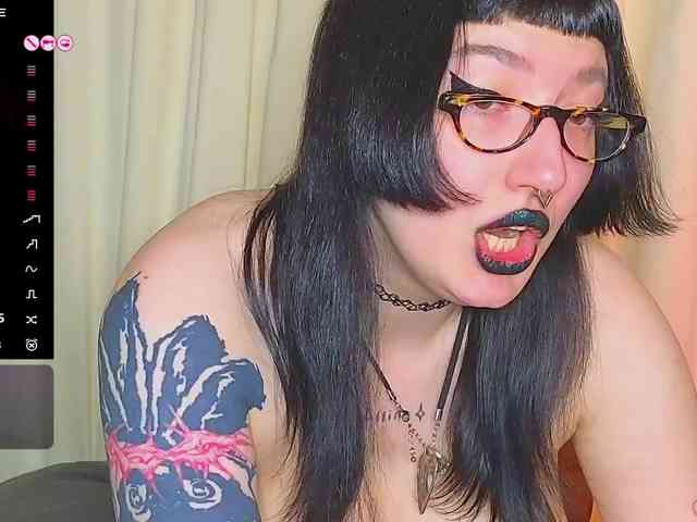 dariodoll webcam