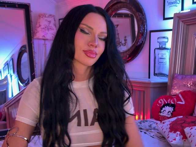AmberLuna live cam