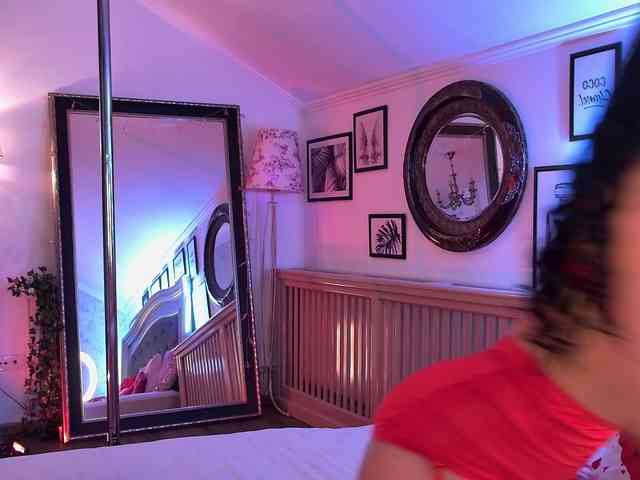 AmberLuna webcam