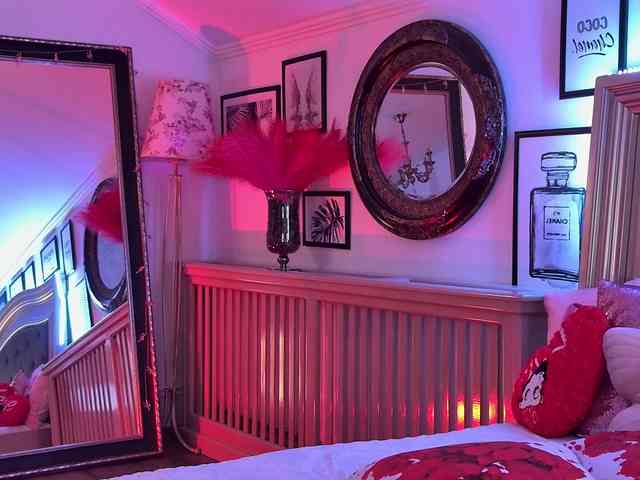 AmberLuna webcam