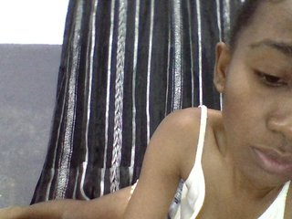 Kalinah457's Live Webcam