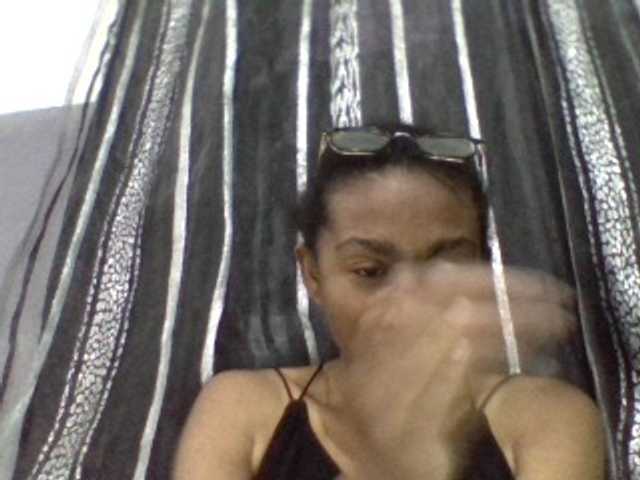 Kalinah457 live cam on BongaCams