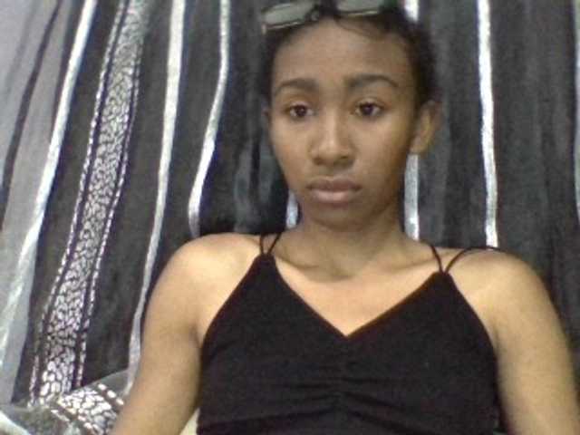 Kalinah457 live cam on BongaCams