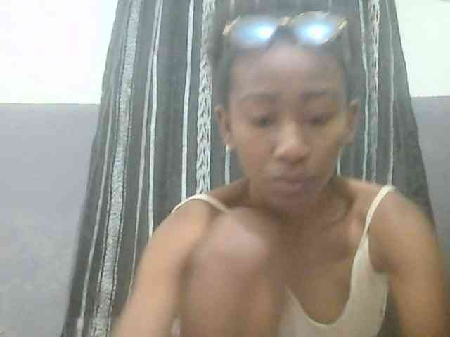 Kalinah457 webcam