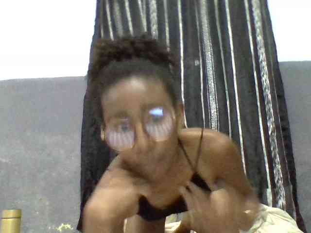 Kalinah457 webcam