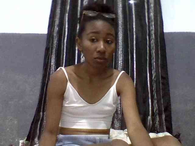 Kalinah457 webcam