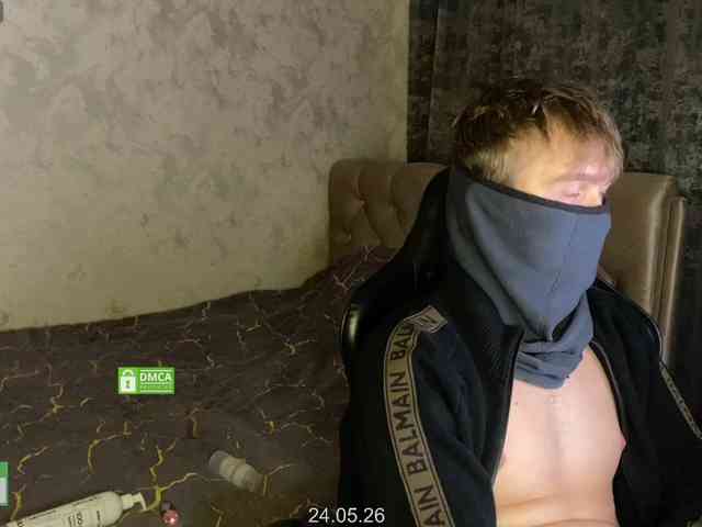 Vladelen Live Webcam on BongaCams