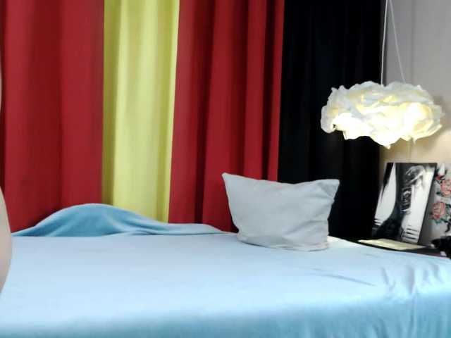 JinnAndJillian live cam