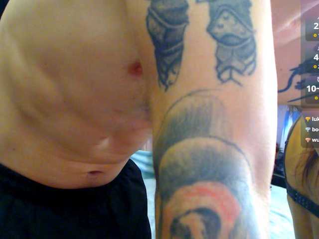 JinnAndJillian live cam on BongaCams