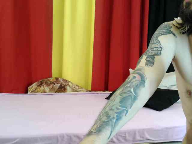 JinnAndJillian Sex Cam Show