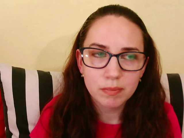 EmilyHot live cam on BongaCams