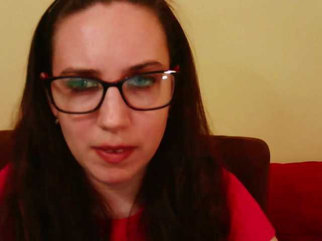EmilyHot live cam on BongaCams