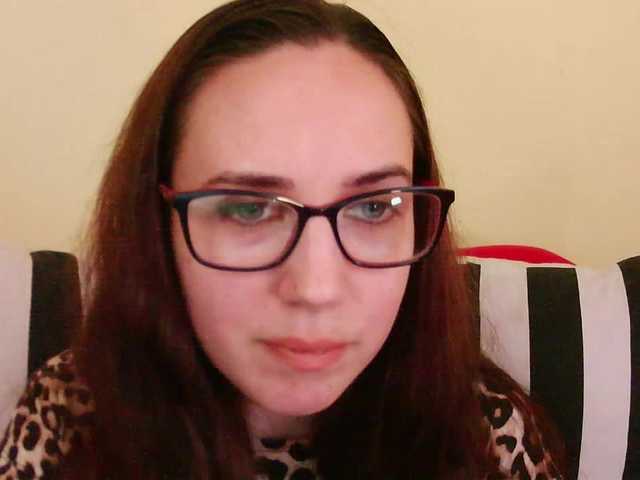 EmilyHot live cam on BongaCams