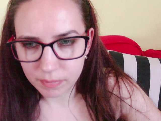 EmilyHot