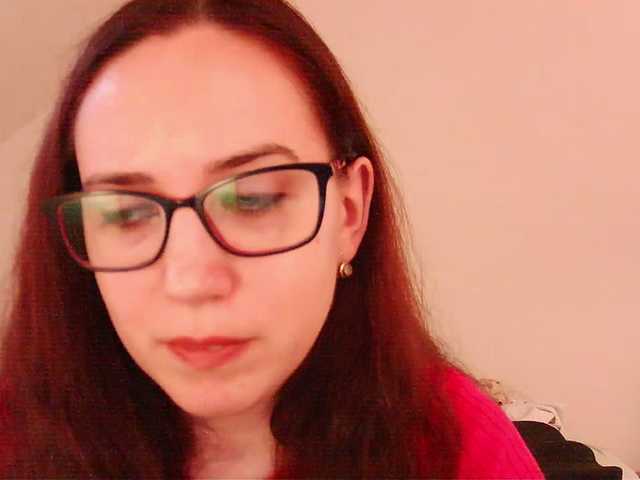 EmilyHot live cam on BongaCams