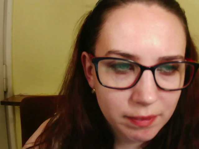 Emily Hot (EmilyHot)