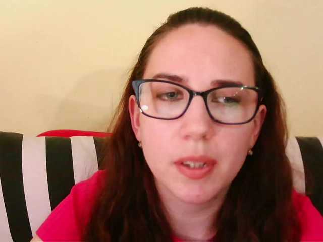 EmilyHot live cam on BongaCams