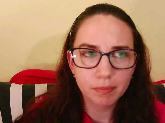 EmilyHot live cam on BongaCams