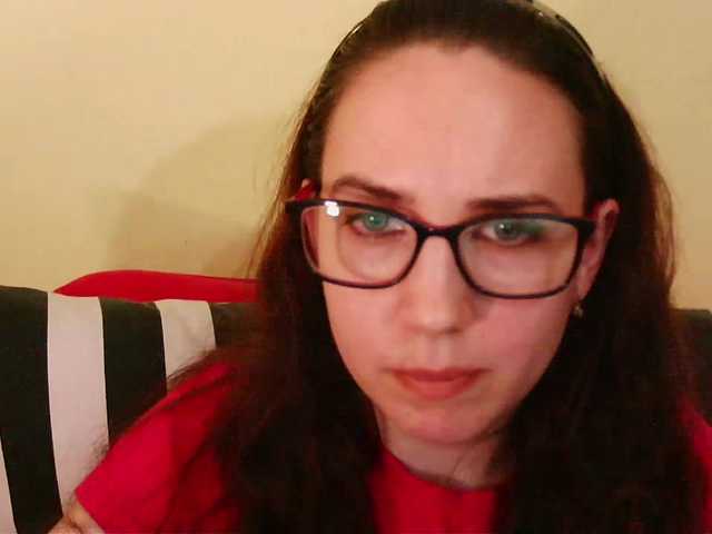 EmilyHot live cam on BongaCams