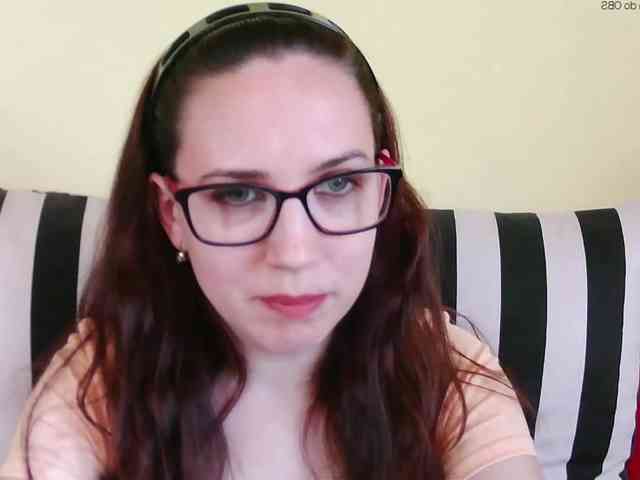 EmilyHot