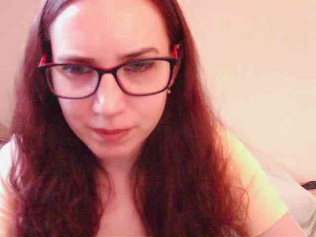 EmilyHot webcam