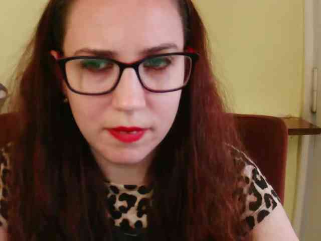 EmilyHot webcam