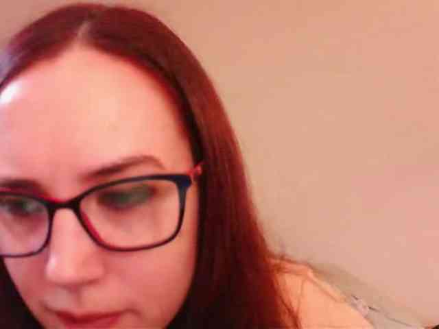 EmilyHot webcam