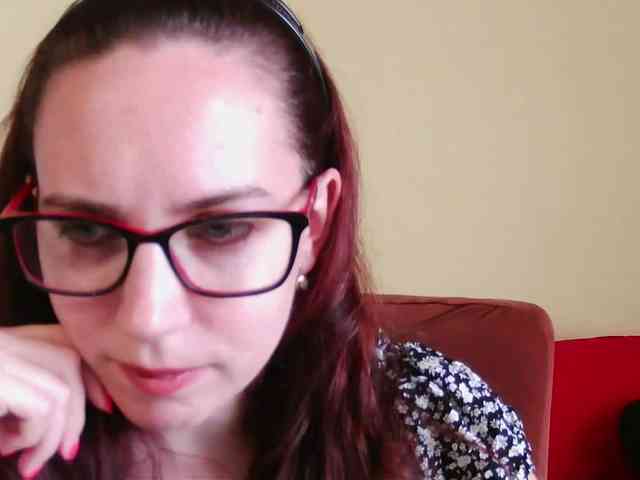 EmilyHot webcam