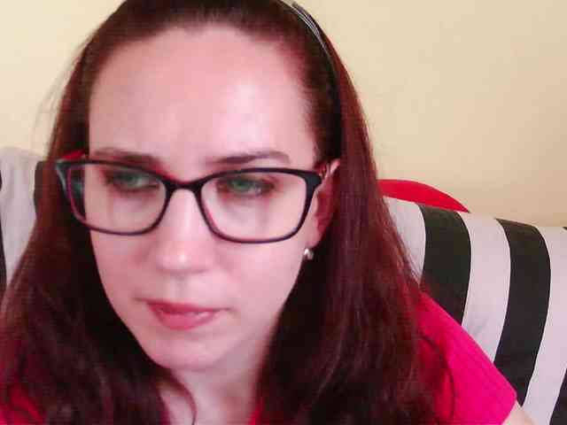 EmilyHot webcam