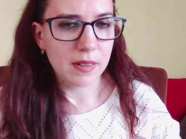 EmilyHot webcam