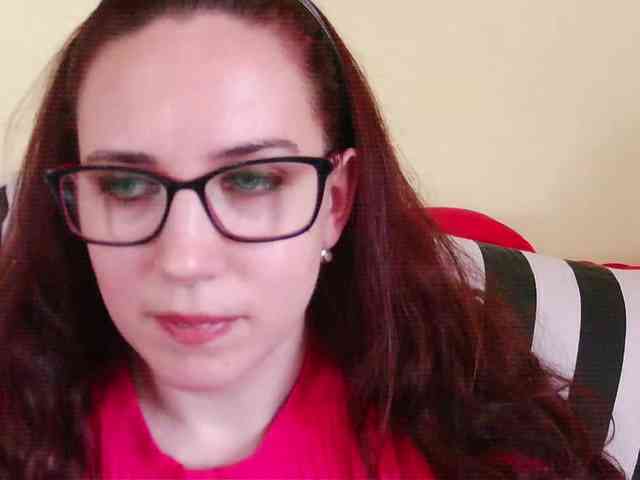 EmilyHot webcam