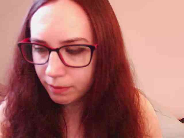 EmilyHot webcam