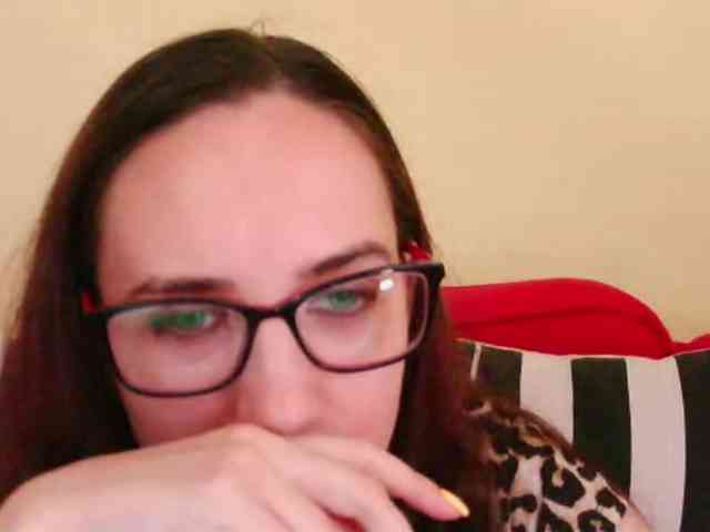 EmilyHot webcam
