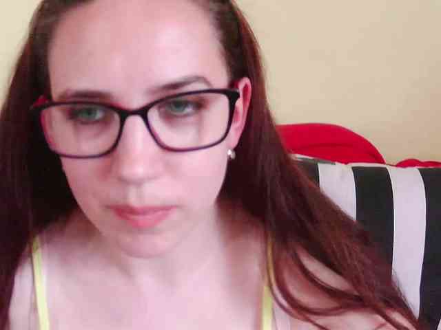 Model: EmilyHot