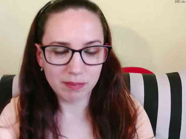 EmilyHot webcam