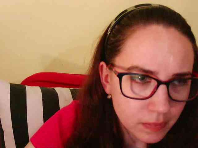 EmilyHot