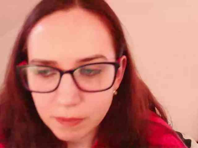 EmilyHot webcam