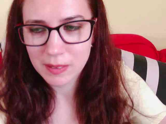 EmilyHot webcam