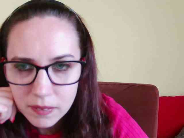EmilyHot webcam