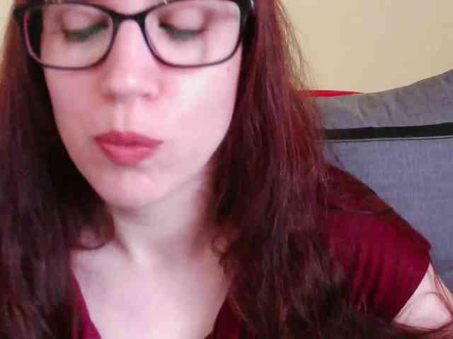 EmilyHot webcam