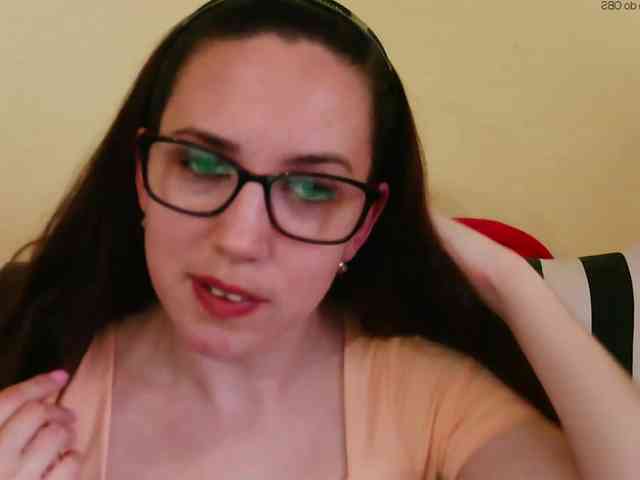 EmilyHot webcam