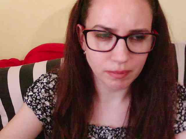 EmilyHot webcam